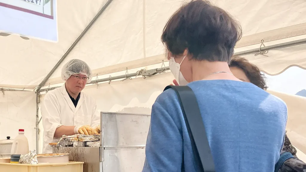 春マルシェの様子